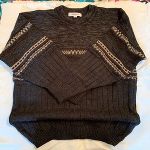 Joseph & Feiss “grandpa” sweater in size M.